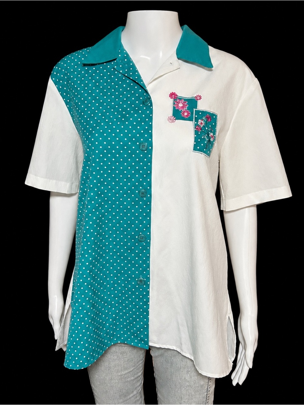 VTG Nikki Colorblock Polka Dot Embroidered Button-Up Blouse Size M